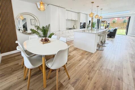 Kitchen-Family Room