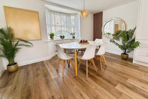 Kitchen-Family Room