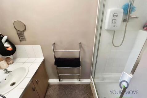 En Suite Shower Area