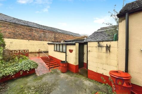 Rear Courtyard