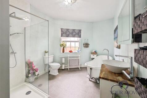 Bathroom/Shower W/C