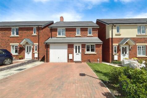 Driveway/Garage