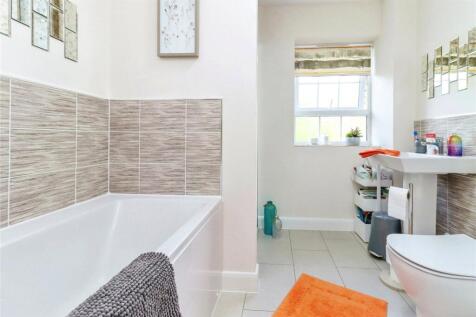 Bath/Shower Room