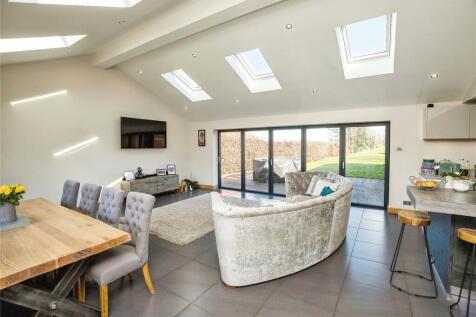 Dining/Family Area