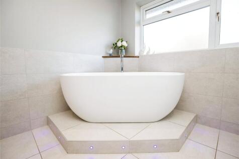 Bath/Shower Room