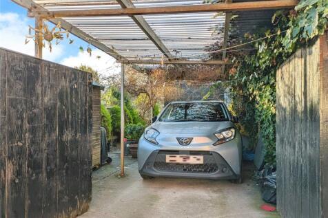 Car Port.