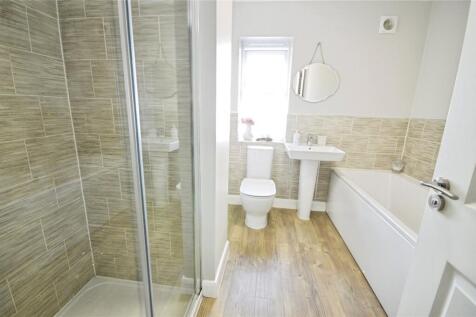 Bath/Shower Room