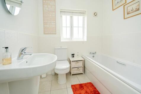 Bath/Shower Room