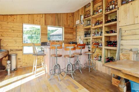 Home Office/Bar