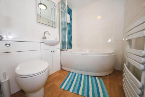 Main Bathroom W/C