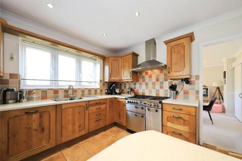 Fitted Kitchen