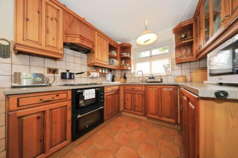 Fitted Kitchen