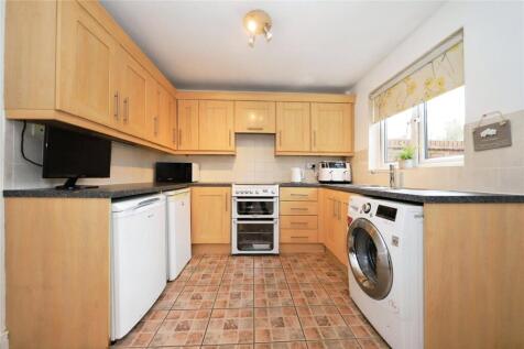 Kitchen / Dining