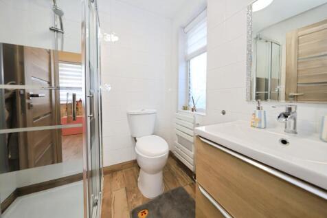 En-Suite Bedroom 3