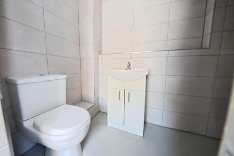 G.F. Wet Room / Wc