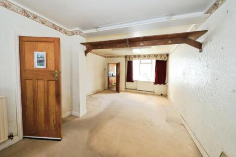 Lounge/ Dining Room