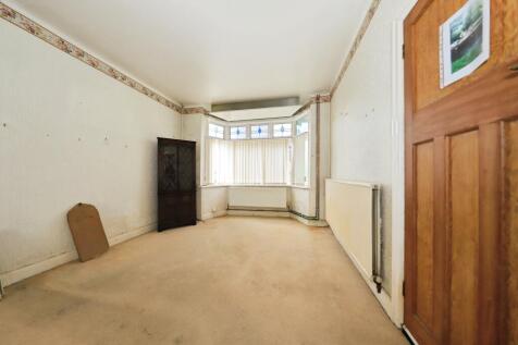 Lounge/ Dining Room