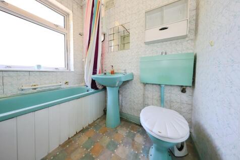 Bathroom / W.C.