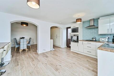 Kitchen/ Breakfast