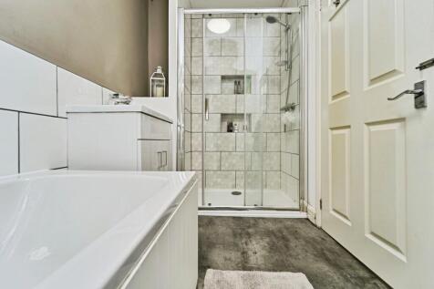 Bathroom / W.C.