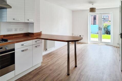 Living Room/Kitchen