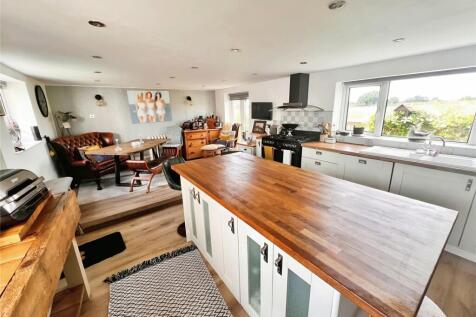 Kitchen/Family Room
