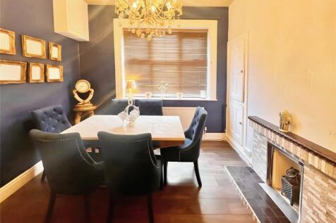 Breakfast Room