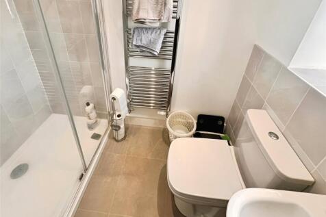En Suite Shower WC