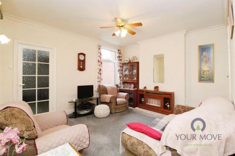 Lounge/ Dining Room
