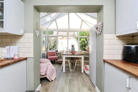 Conservatory/ Dining