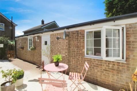 Annexe/ Guest House