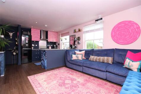 Kitchen/ Lounge