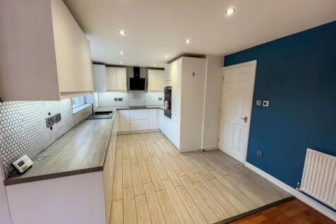 Kitchen/Living/Diner