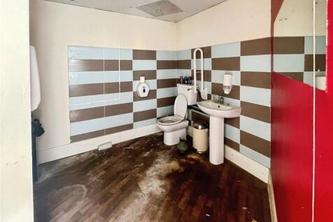 Resturant Toilet