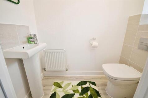 Cloakroom/Wc