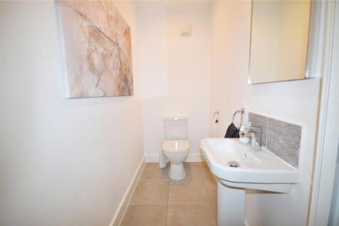 Cloakroom/Wc