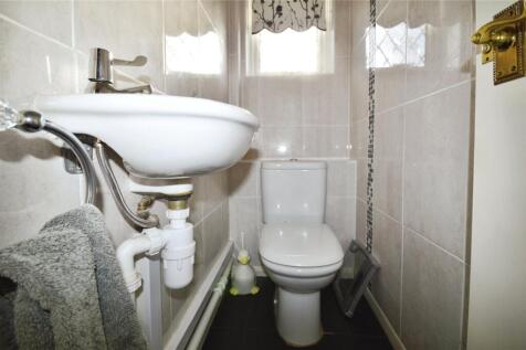 Cloakroom/Wc