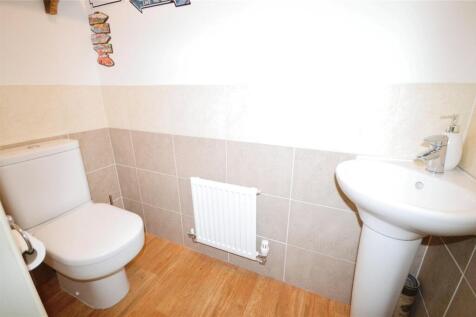 Cloakroom/Wc