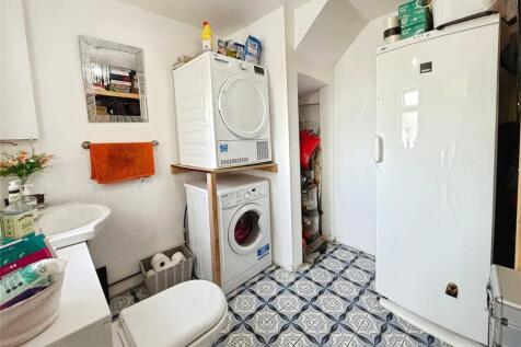 Utility Room/Wc