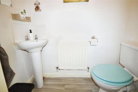 Cloakroom/Wc