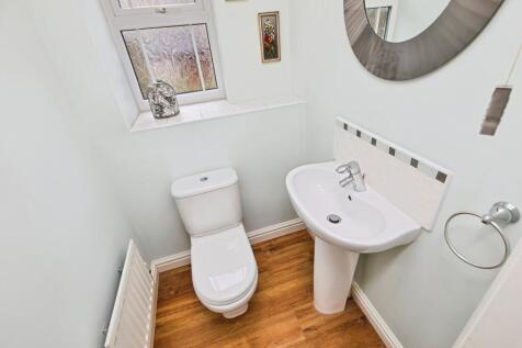 Cloakroom/Wc