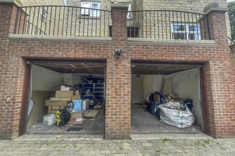 Double Garage