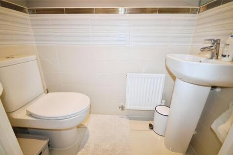 Cloakroom/Wc