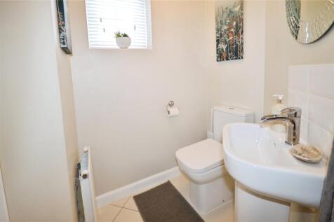 Cloakroom/Wc