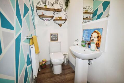 Cloakroom/Wc