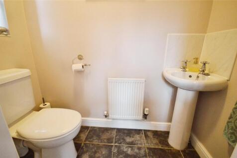 Cloakroom/Wc