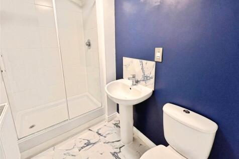 En Suite Shower