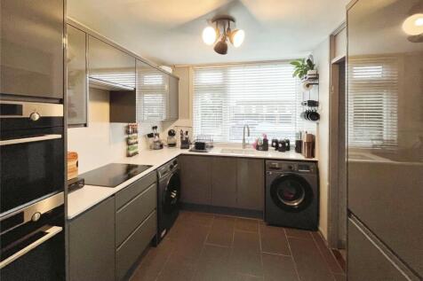 Kitchen No. 04