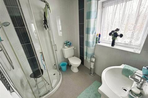 Shower Room No. 03