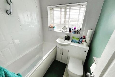Bathroom No. 17